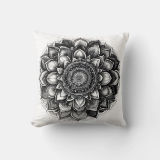 Mandala-Shirt Kissen