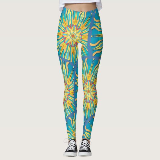 Mandala Sun Goddess, Reds Yellows auf Aqua Leggings (Vorderseite)