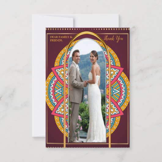 Mandalase auf Maroon-Hintergrund RSVP Karte (Vorderseite)