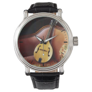 Mandolin auf Couch Armbanduhr