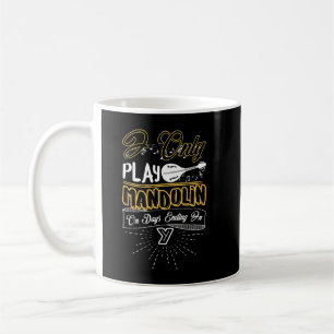 Mandolin Lover spielt Mandolin an Tagen, die in Y Kaffeetasse