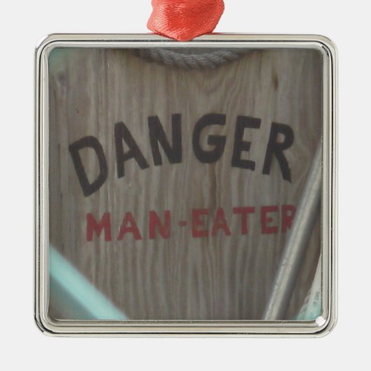 ManEater Ornament Aus Metall (Vorne)