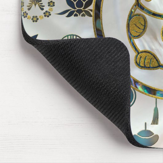 Maneki Neko glückliche Katze auf Perle und Mousepad (Ecke)