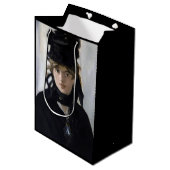 Manet - Berthe Morisot mit einem Blumenstrauß Mittlere Geschenktüte (Vorderseite Schrägansicht)