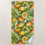 Mangofrüchte und Blätter Strandtuch (Vorderseite)