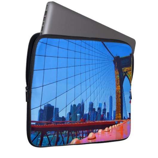 Manhattan 3000 laptopschutzhülle (Vorne Rechts)