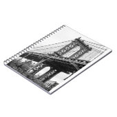 Manhattan Bridge in Black & White Notizblock (Linke Seite)