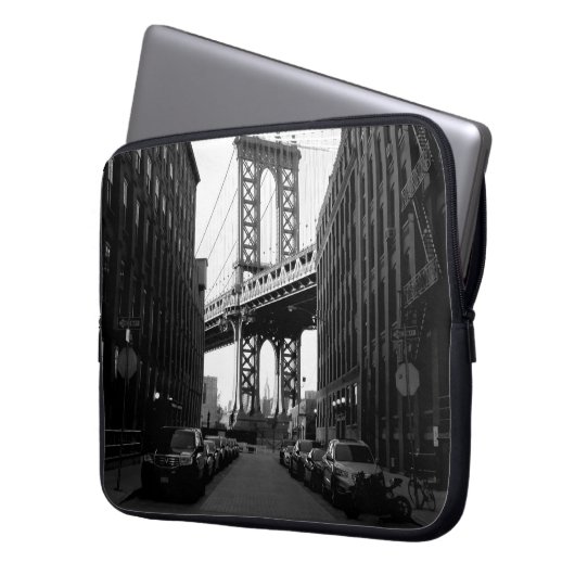 MANHATTAN BRIDGE LAPTOPSCHUTZHÜLLE (Vorderseite Links)
