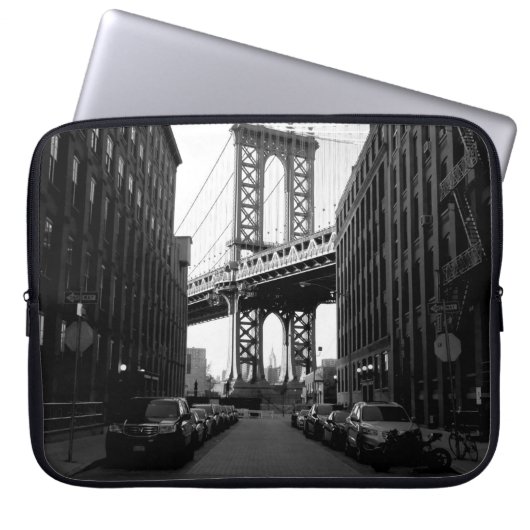 MANHATTAN BRIDGE LAPTOPSCHUTZHÜLLE (Vorderseite)