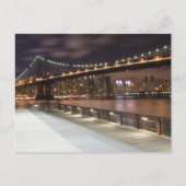 Manhattan Bridge und NYC Skyline Postkarte (Vorderseite)