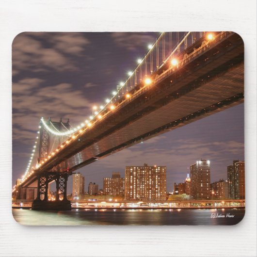 Manhattan-Brücke und Manhattan-Skyline nachts Mousepad (Vorne)