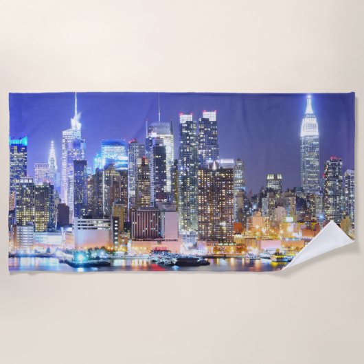 Manhattan Gebäude Strandtuch (Vorderseite)