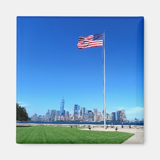 Manhattan mit USA Flagge Magnet (Vorne)