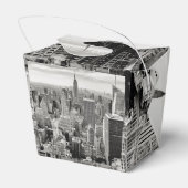Manhattan, New York (Schwarz-Weiß-Panorama) Geschenkschachtel (Rückseite)