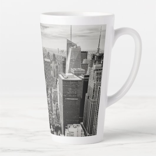 Manhattan, New York (Schwarz-Weiß-Panorama) Milchtasse (Rechts)