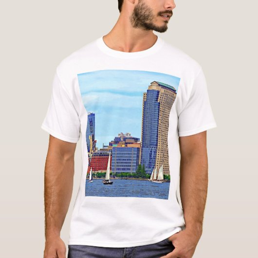 Manhattan NY - Drei Boote von Manhattan Skyline T-Shirt (Vorderseite)