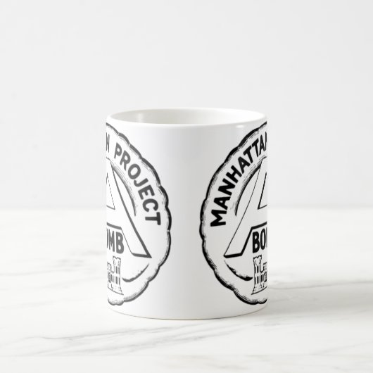 Manhattan Project Abzeichen Kaffeetasse (Mittel)