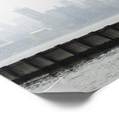 Manhattan Skyline in Nebel mit Leuchtturm Poster (Ecke)