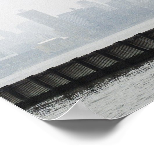 Manhattan Skyline in Nebel mit Leuchtturm Poster (Ecke)