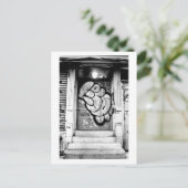 Manhattan Soho Graffiti Tagged Doorway Postkarte (Stehend Vorderseite)