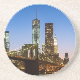 Manhattan und Brooklyn-Brücke an der Dämmerung Sandstein Untersetzer