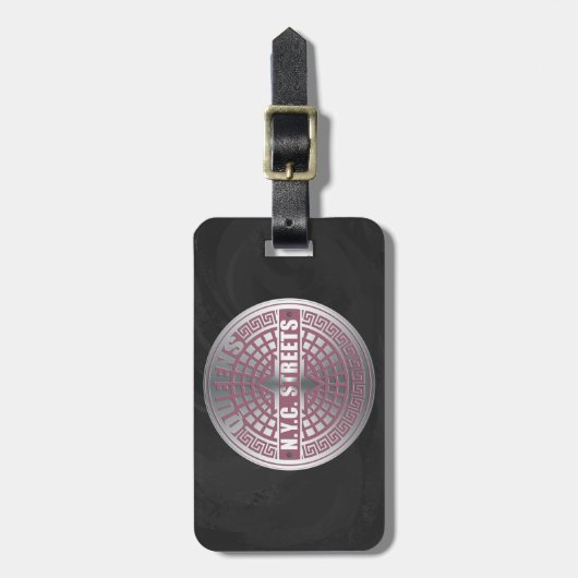 Manhole Covers Queens Gepäckanhänger (Vorderseite vertikal)