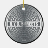 Manhole Covers Queens Keramik Ornament (Hinten)