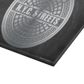 Manhole Covers Queens Schneidebrett (Ecke)