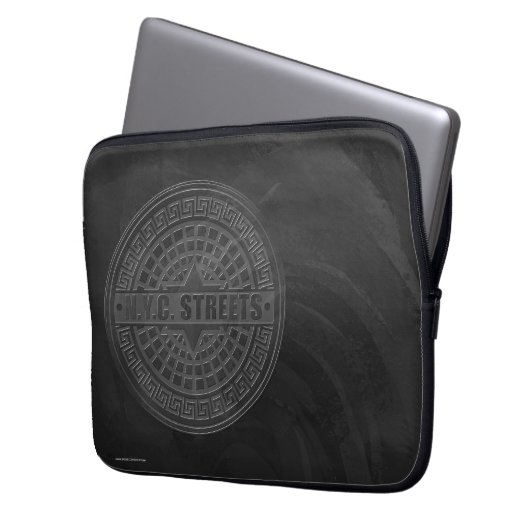 Manhole deckt schwarzen Marmor ab Laptopschutzhülle (Vorderseite Links)