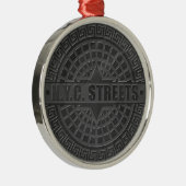 Manhole deckt schwarzen Marmor ab Silbernes Ornament (Rechts)