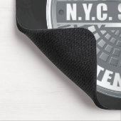 Manhole Staten Island Gray Mousepad (Ecke)