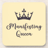 Manifestation von Queen Black Letters Getränkeuntersetzer (Vorderseite)