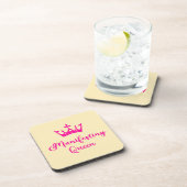 Manifestation von Queen Pink Letters Getränkeuntersetzer (Rechte Seite)