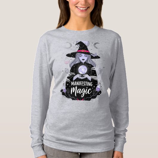 Manifesting Magic Witch Halloween T-Shirt (Vorderseite)