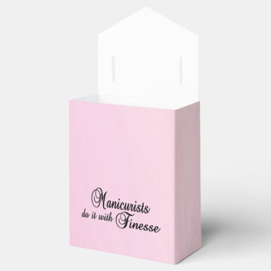 Maniküre machen es mit Finesse Geschenkschachtel (Geöffnet)