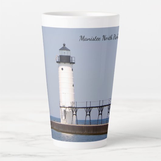 Manistee North Pierhead Light Milchtasse (Vorderseite)
