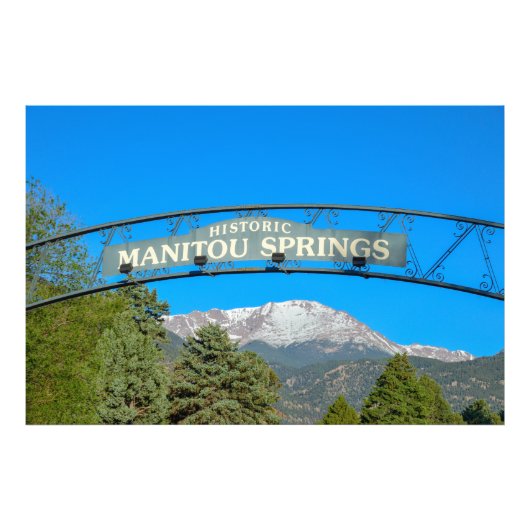 Manitou Springs Sign Framing Pikes Peak, Colorado Fotodruck (Vorne)