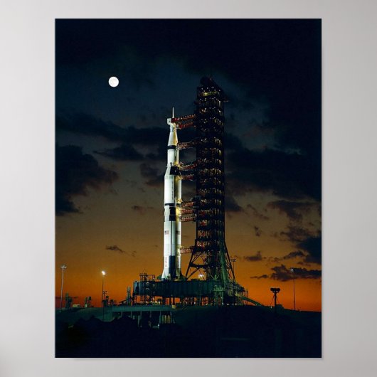 MANN AUF DER MOON APOLLO 4 Saturn V Rakete Poster (Vorne)