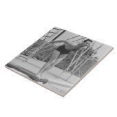 Mann auf Sprungbrett Fliese (Seite)