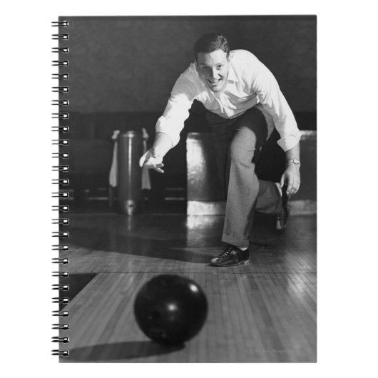 Mann beim Bowling Notizblock (Vorderseite)