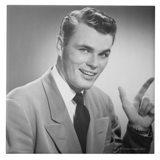 Mann, der 2 zeigt fliese (Vorderseite)