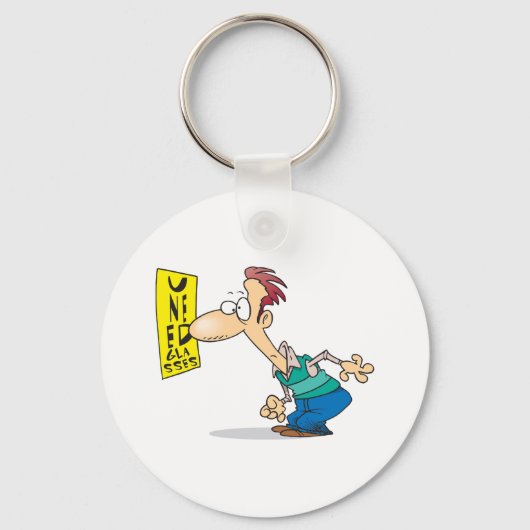 Mann, der eine Augenkarte liest Schlüsselanhänger (Rückseite)