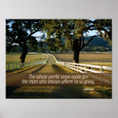 Mann, der inspirierendes Poster kennt (Vorne)