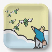 Mann, der mit Flügeln auf Geld zeigt Pappteller (Vorderseite)