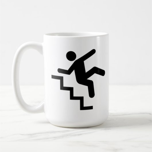 Mann, der unten die Treppe fällt Kaffeetasse (Links)