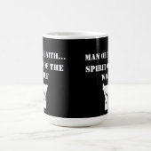 Mann des Glaubens ... Geist des Wolfes SHIRT Kaffeetasse (Mittel)