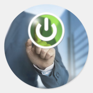 Mann drückt den Hintergrund des Power-Button-Konze Runder Aufkleber