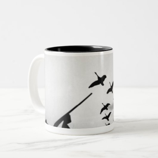 Mann-Enten-Jagd Zweifarbige Tasse (Vorderseite Links)