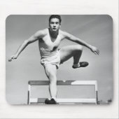 Mann Hurdling Mousepad (Vorne)