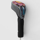 Mann in Anzug mit Blumen auf dem Kopf Golf Headcover (angewinkelt)